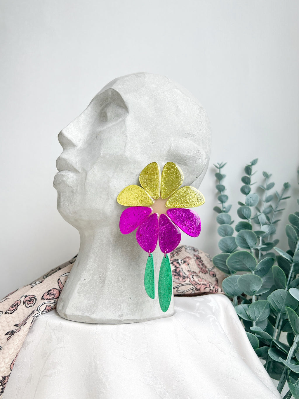 THE IRRESISTIBLE Bloom Flower